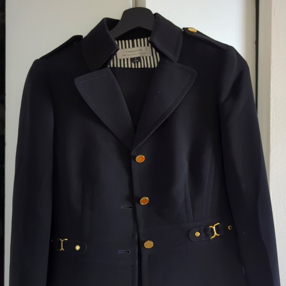 Like New - Formal Tahari Suit - black and gold